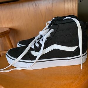 BRAND NEW vans